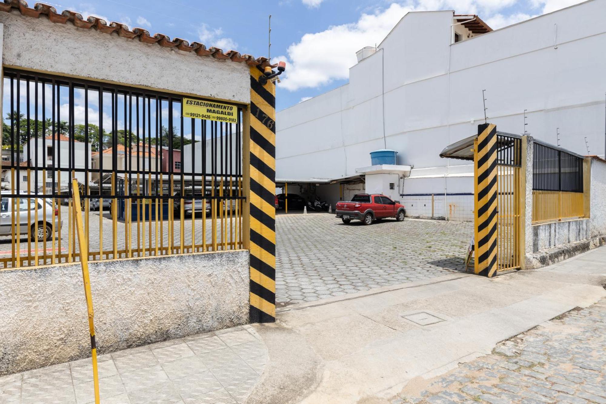 Apartamento Em Sao Joao Del Rei, Ao Lado Da Estacao Ferroviaria, Estacionamento E Ar Condicionado Bagian luar foto